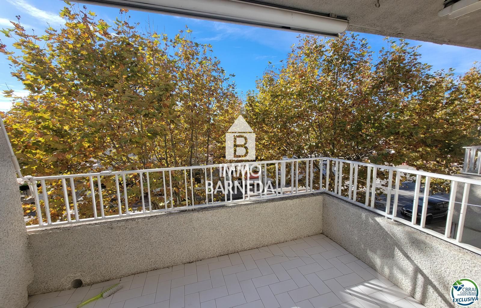 Estudio con balcón cerca del centro de Empuriabrava