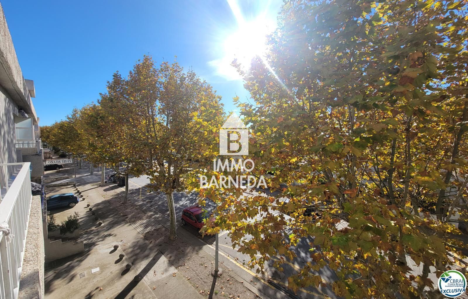 Estudio con balcón cerca del centro de Empuriabrava