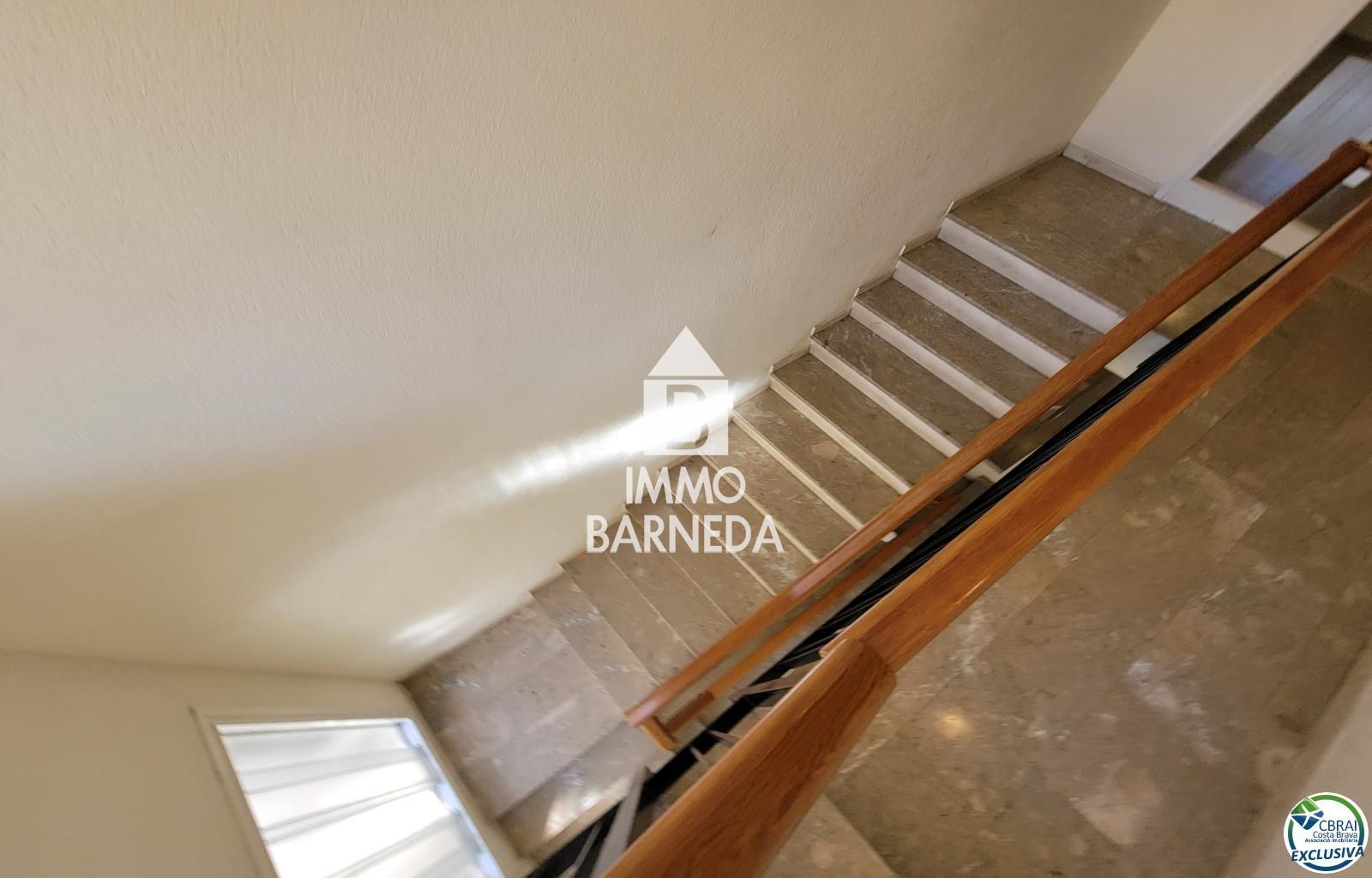 Estudio con balcón cerca del centro de Empuriabrava