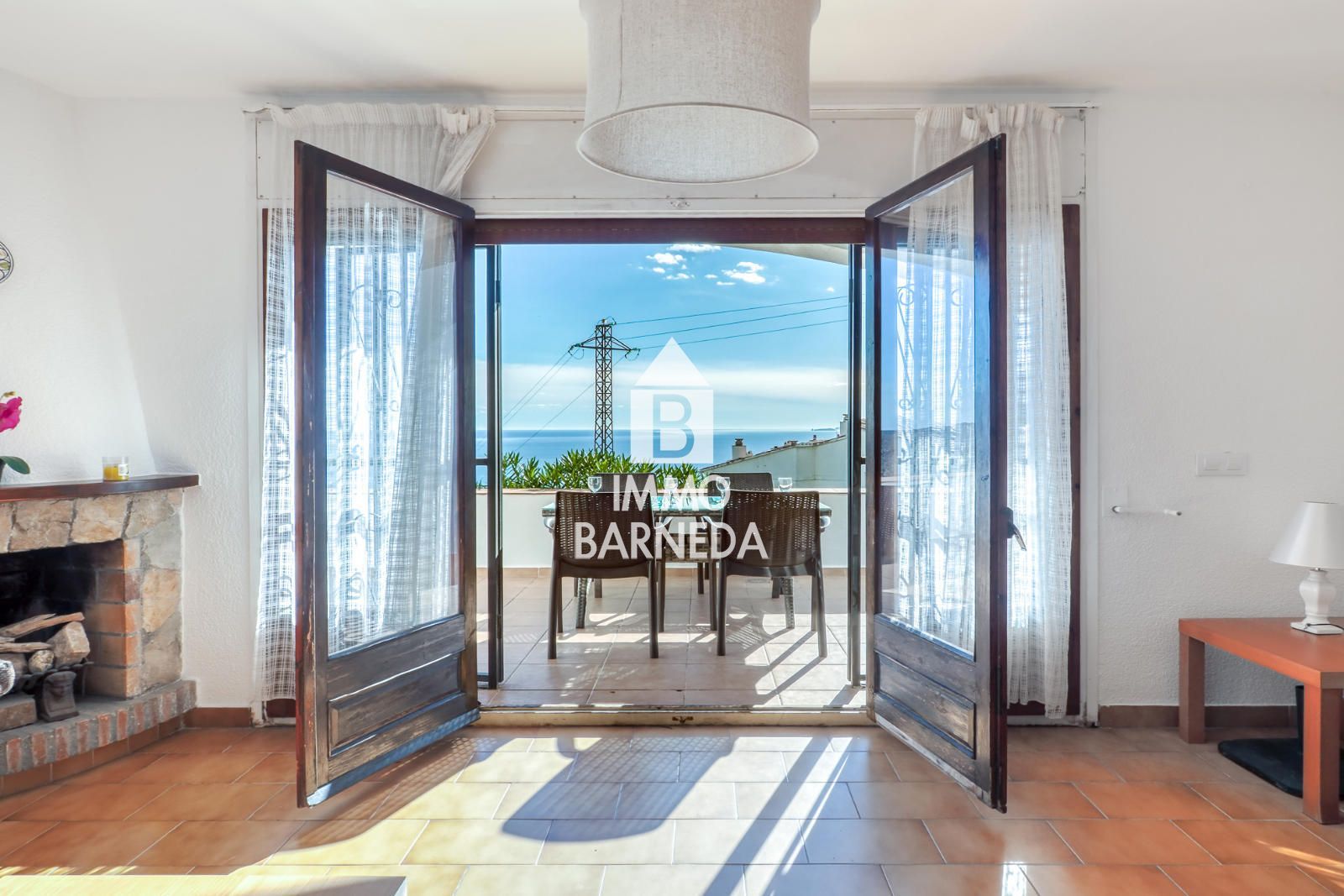 Exklusive Wohnung mit Touristenlizenz in Canyelles Petites