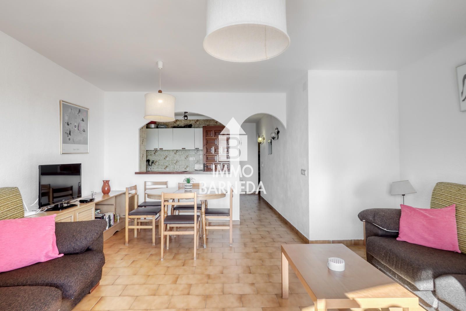 Exklusive Wohnung mit Touristenlizenz in Canyelles Petites