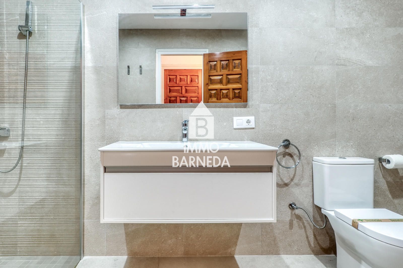 Exklusive Wohnung mit Touristenlizenz in Canyelles Petites