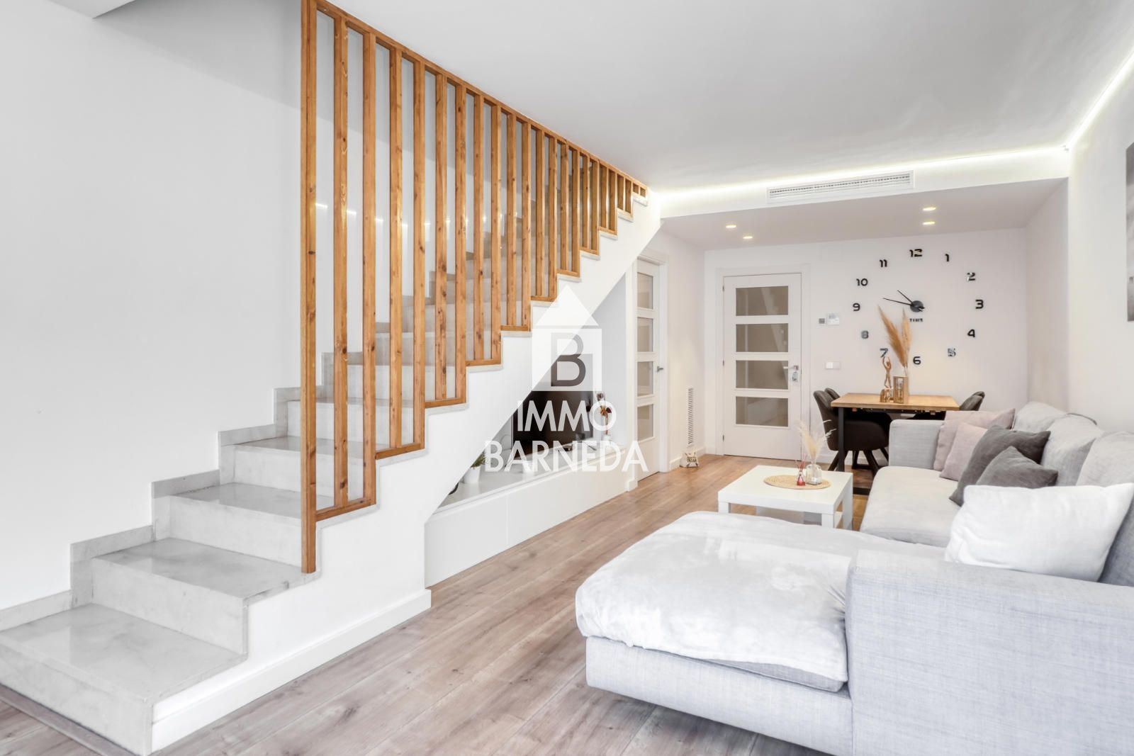 ✨ TRAUM-DUPLEX IN MAS OLIVA (ROSES) - GROSSE TERRASSE MIT AUSSICHT, KOMPLETT RENOVIERT UND MIT PARKPLATZ