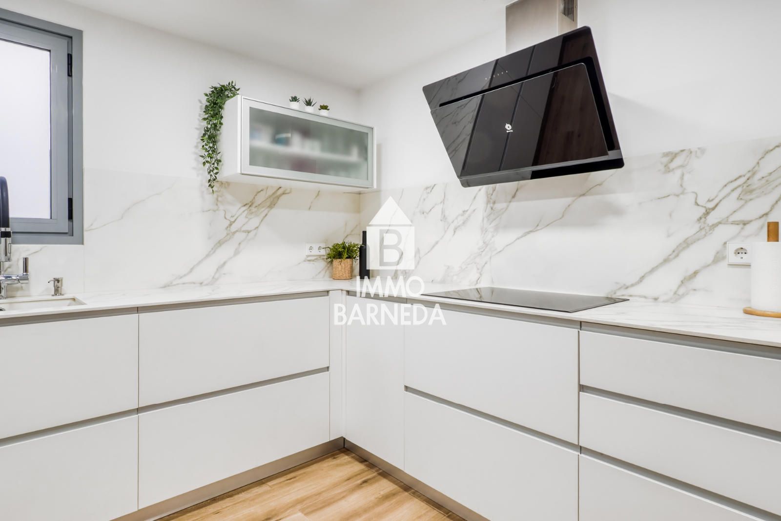 ✨ TRAUM-DUPLEX IN MAS OLIVA (ROSES) - GROSSE TERRASSE MIT AUSSICHT, KOMPLETT RENOVIERT UND MIT PARKPLATZ