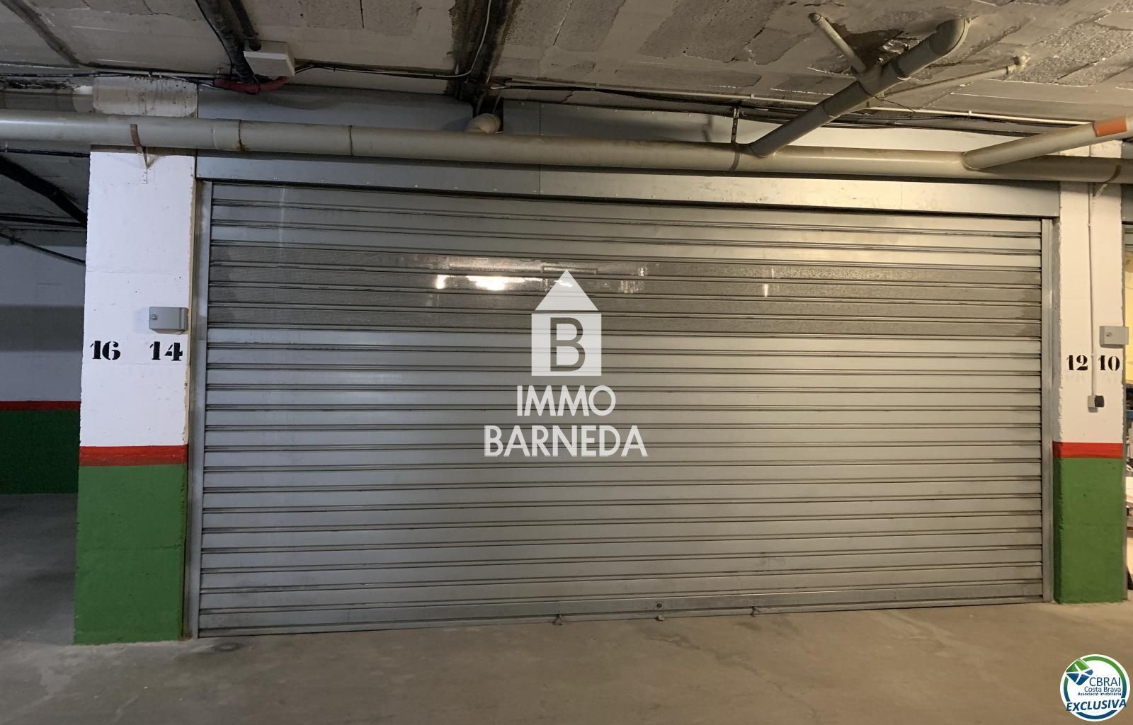 Garage double dans le centre d'Empuriabrava