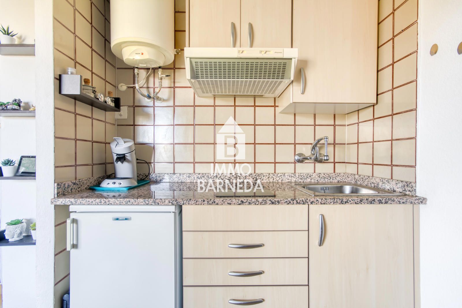 Gemütliches Studio mit geschlossener Terrasse im Sektor Flamicell