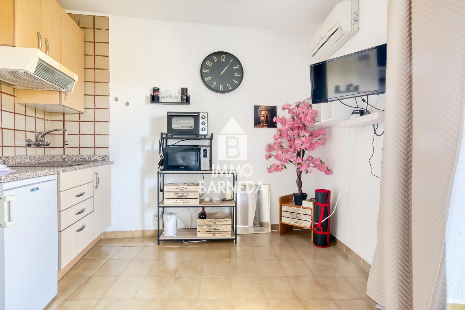 Gemütliches Studio mit geschlossener Terrasse im Sektor Flamicell