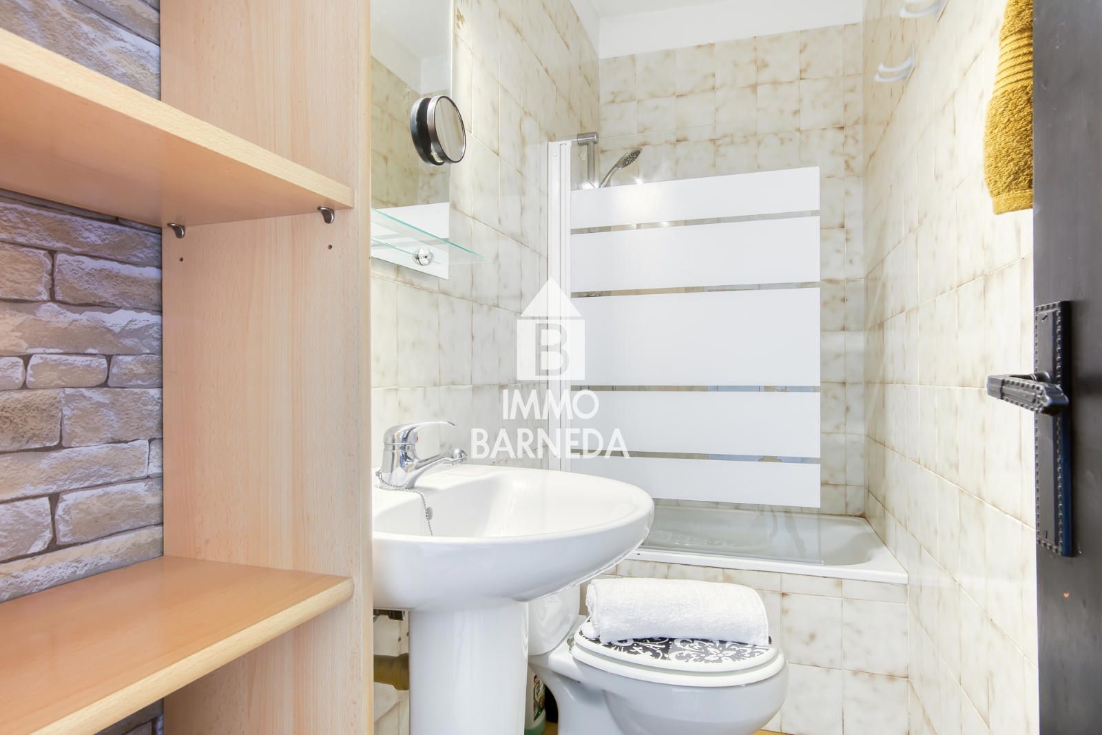 Gemütliches Studio mit geschlossener Terrasse im Sektor Flamicell