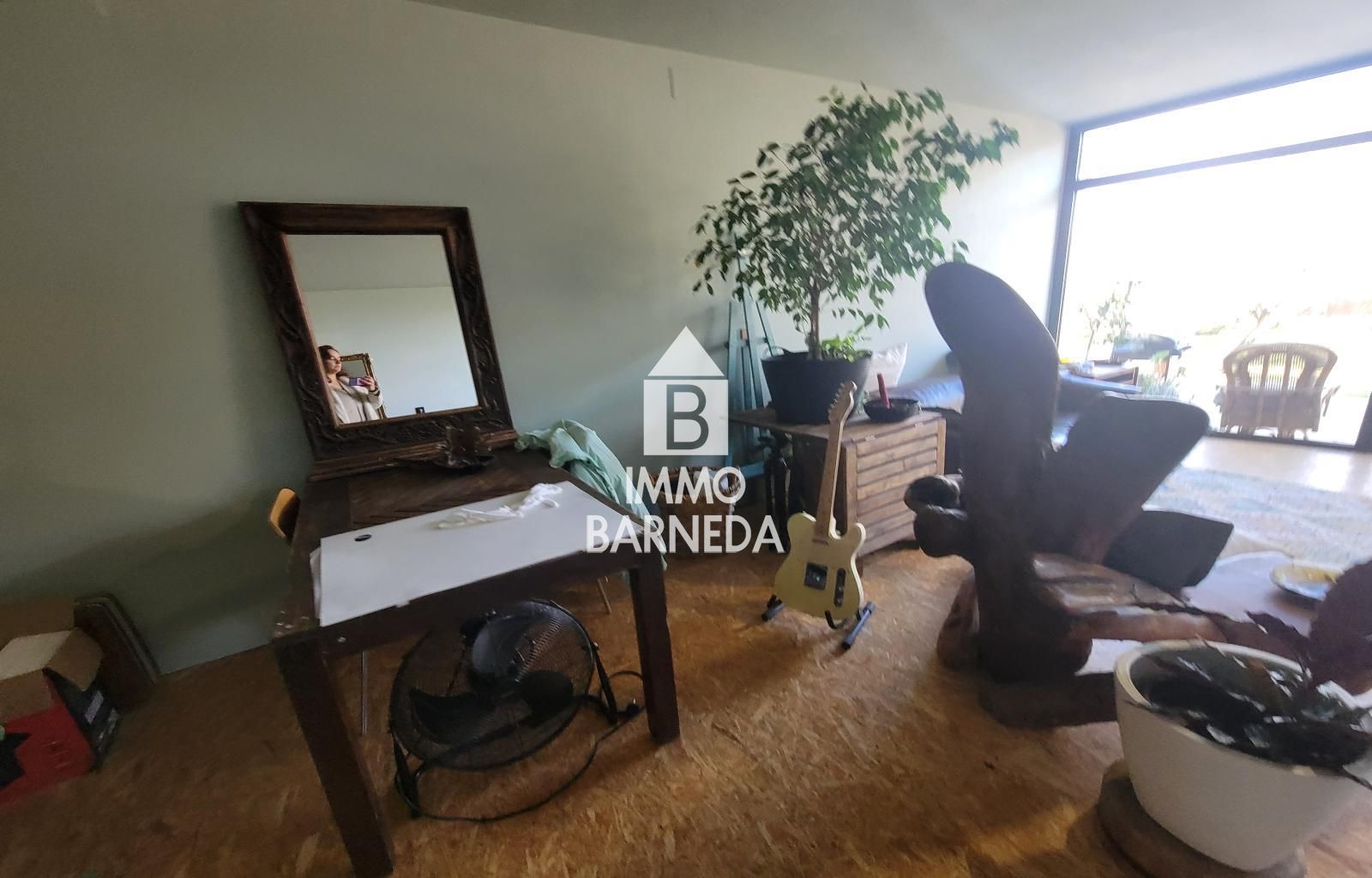 Terrains ruraux avec oliveraie et autonomie énergétique