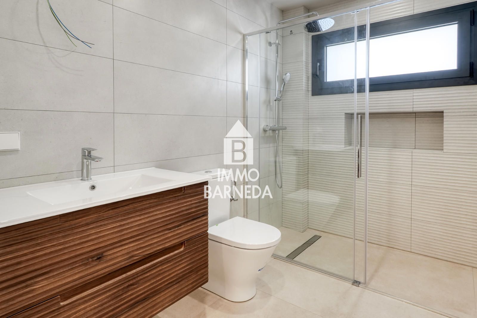 Exclusiva vivienda de obra nueva con piscina y jardín en Mas Buscà, Roses