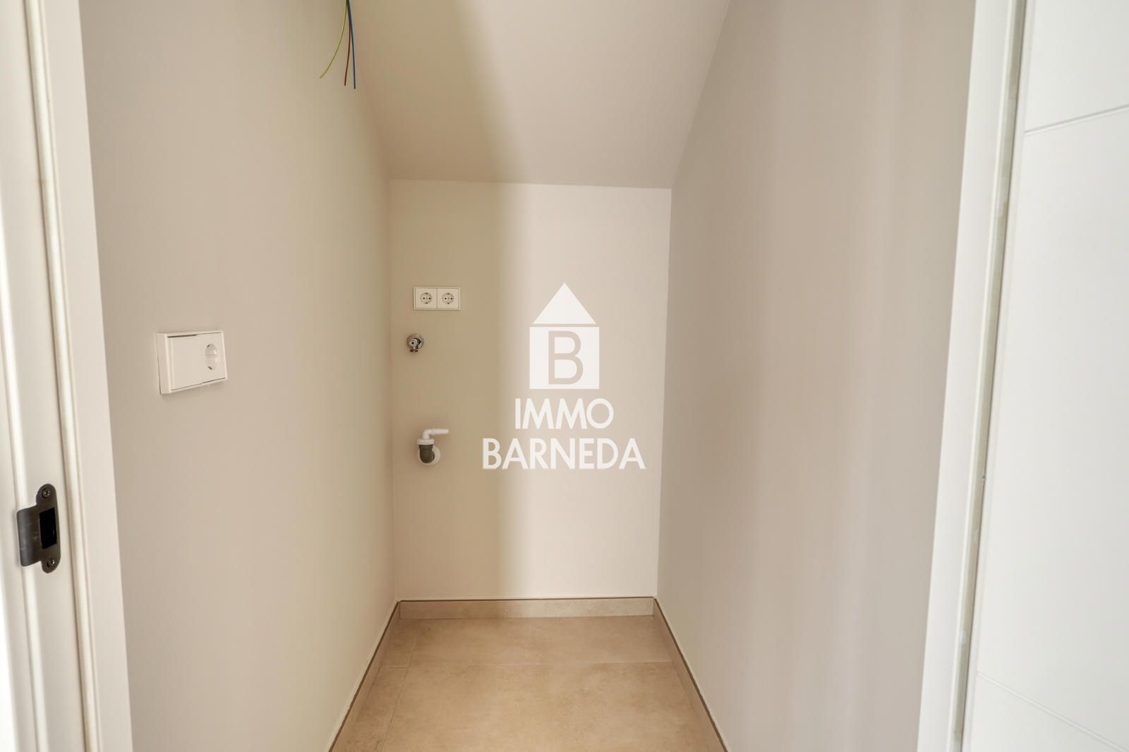 Exclusiva vivienda de obra nueva con piscina y jardín en Mas Buscà, Roses