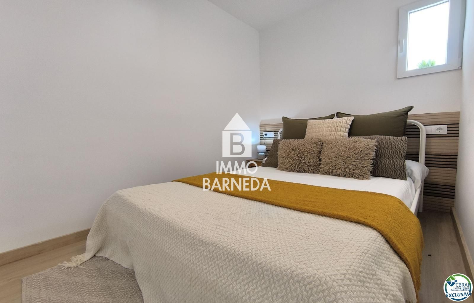 Appartement en première ligne de mer, rénové, avec terrasse et vue sur la mer