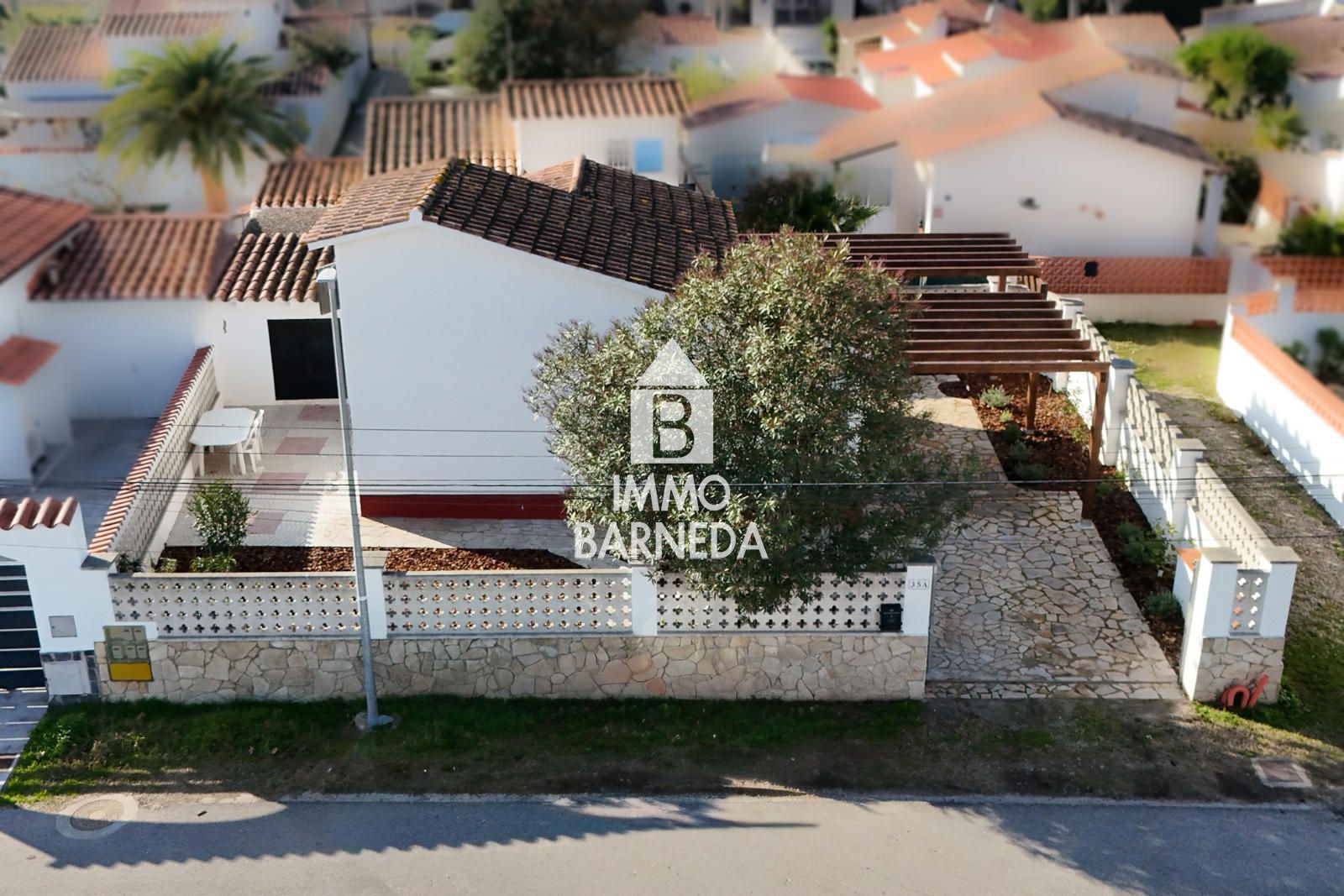 Charming fully renovated house in the residential area of Carlit – Empuriabrava