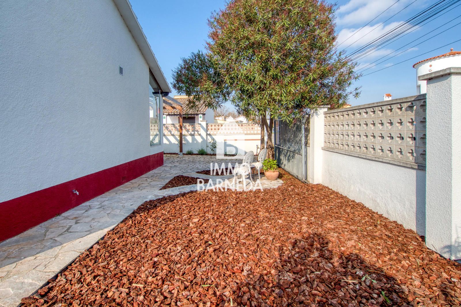 Charming fully renovated house in the residential area of Carlit – Empuriabrava