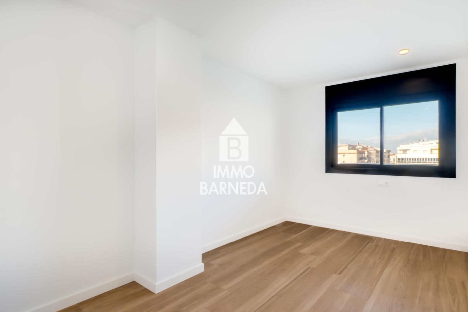 ¡Últimos Apartamentos de Obra Nueva en el Corazón de Roses!