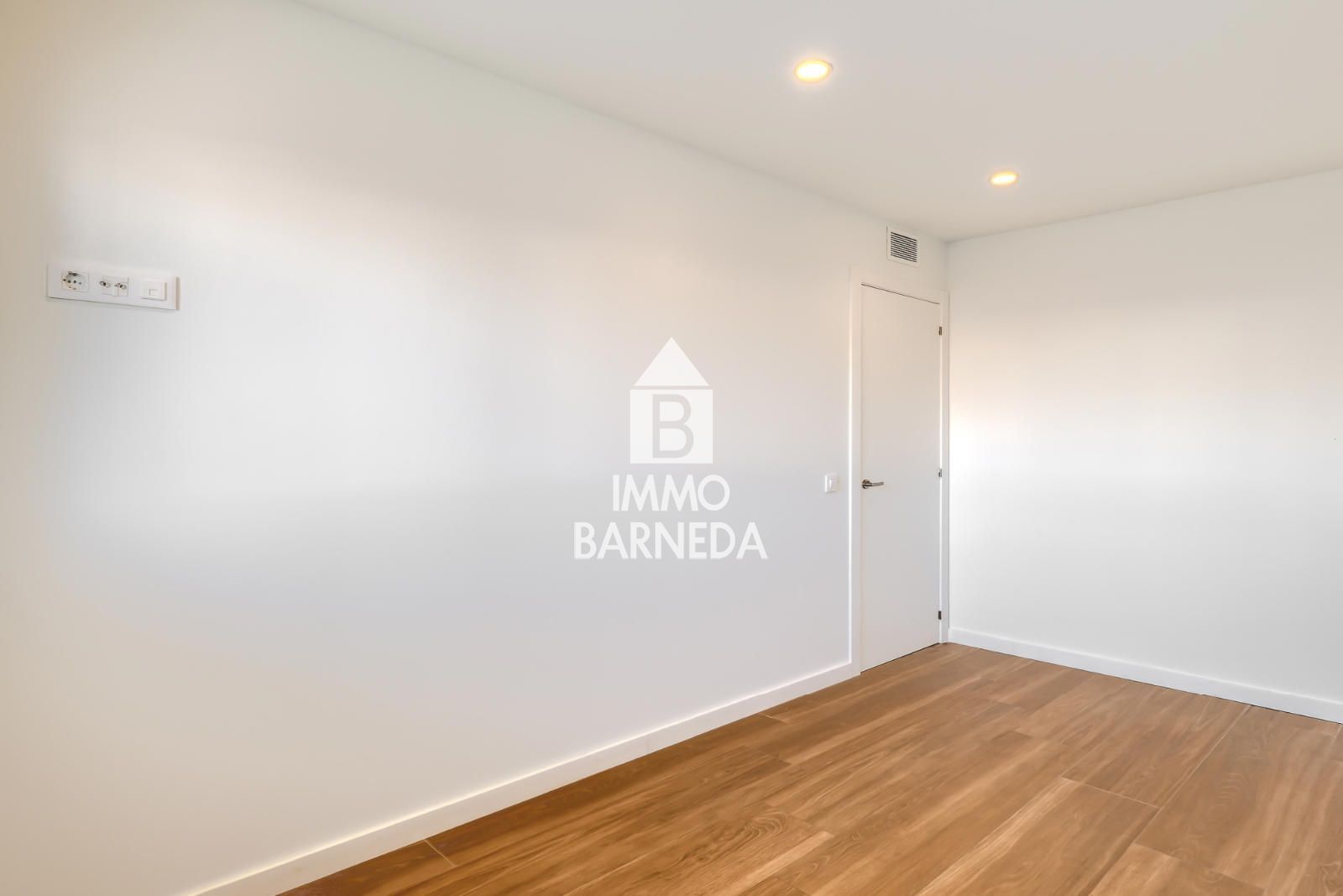 ¡Últimos Apartamentos de Obra Nueva en el Corazón de Roses!