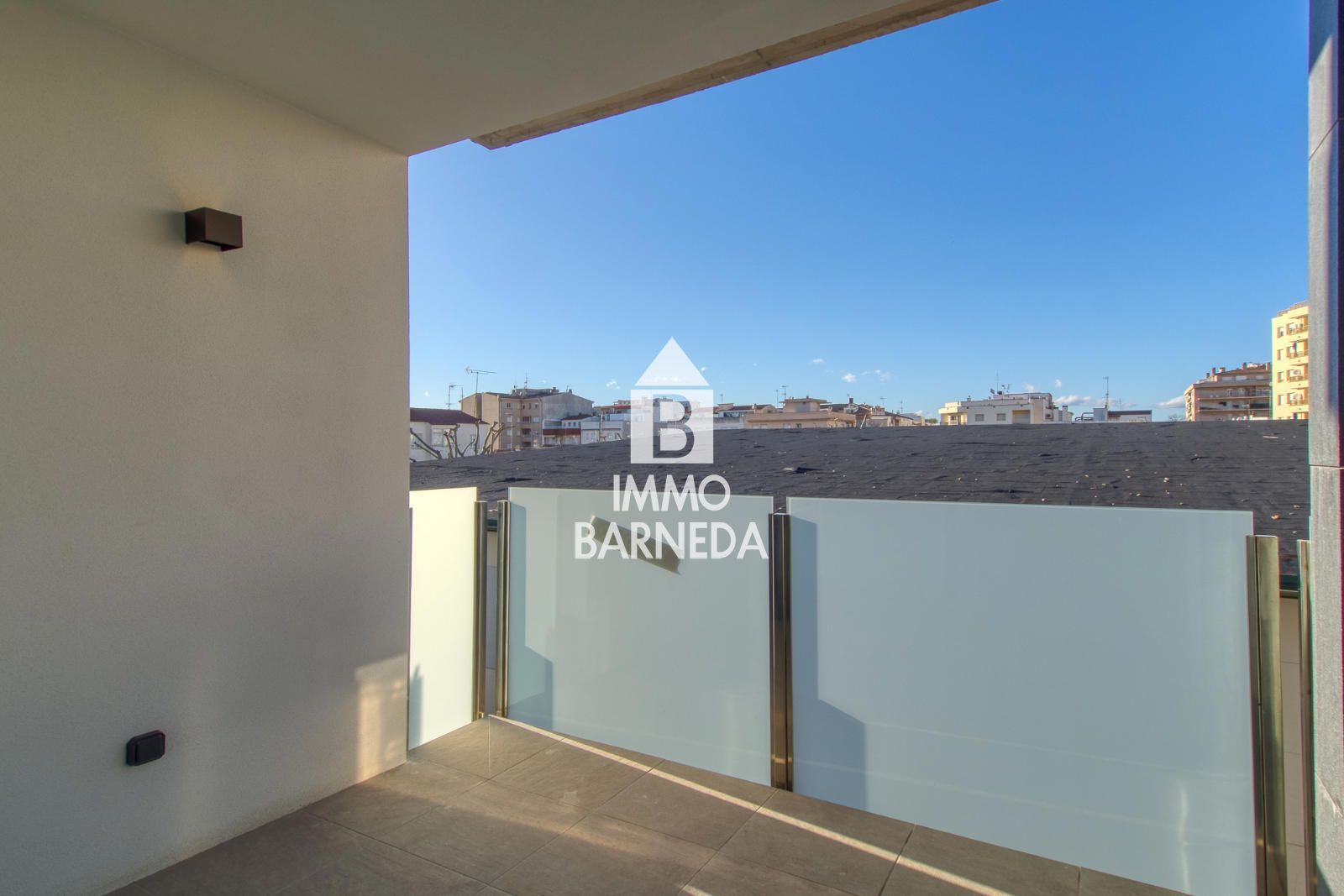 ¡Últimos Apartamentos de Obra Nueva en el Corazón de Roses!