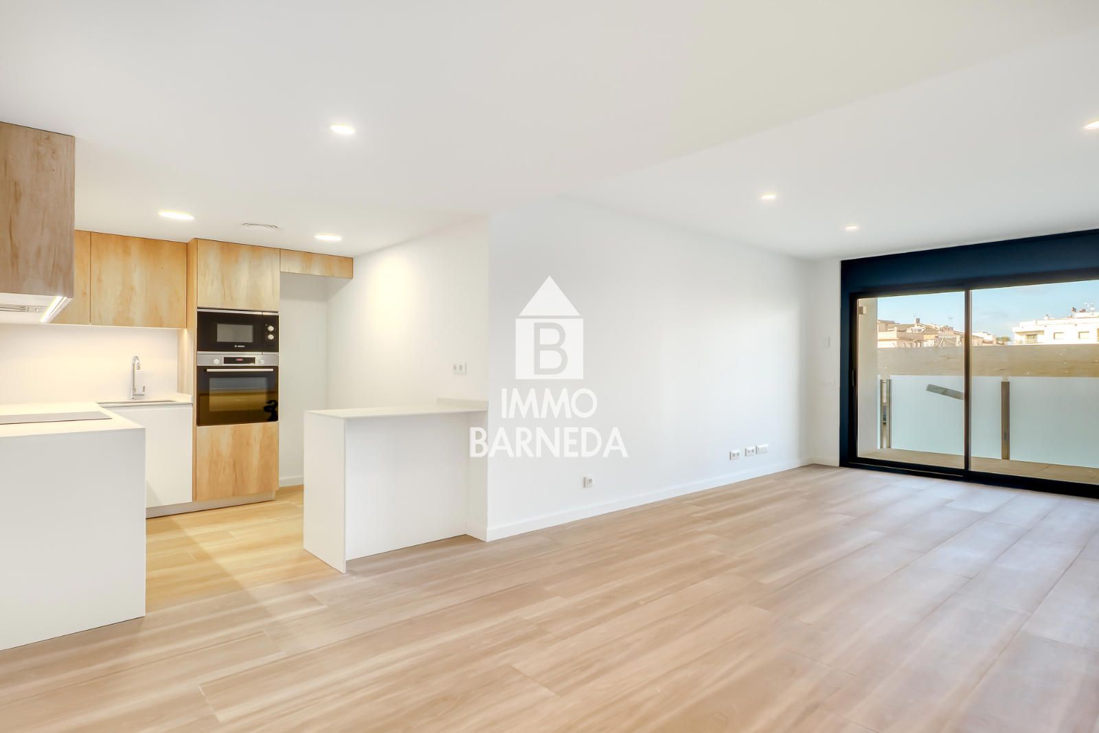 ¡Últimos Apartamentos de Obra Nueva en el Corazón de Roses!