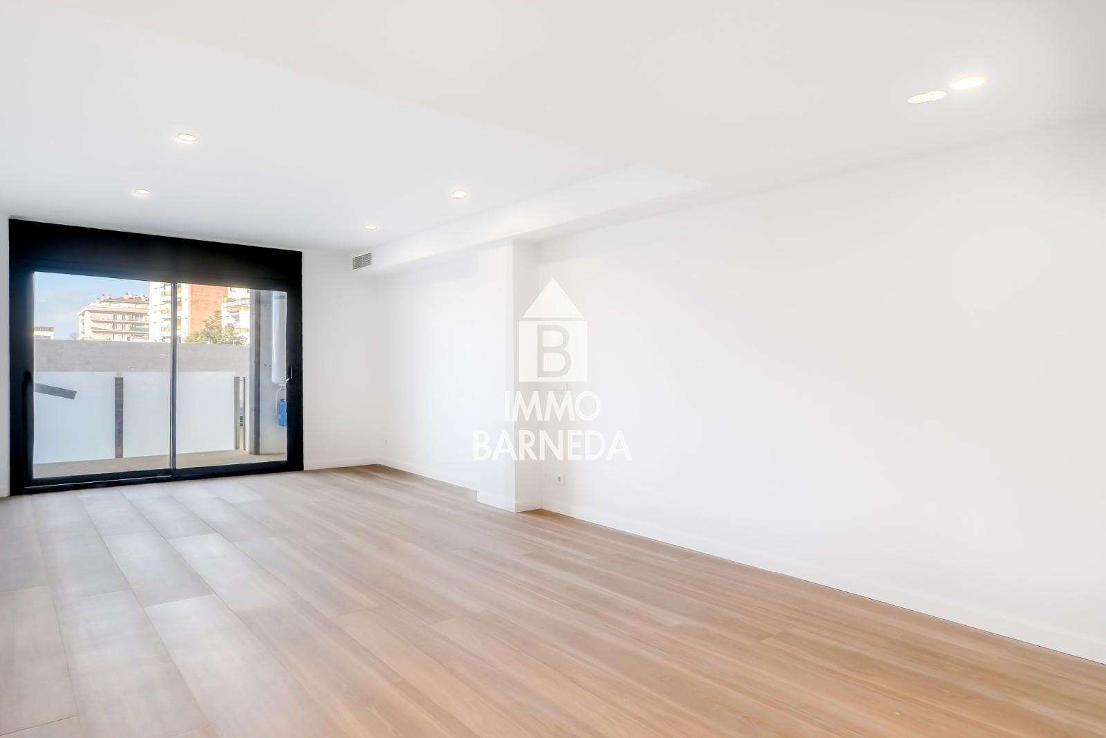 ¡Últimos Apartamentos de Obra Nueva en el Corazón de Roses!