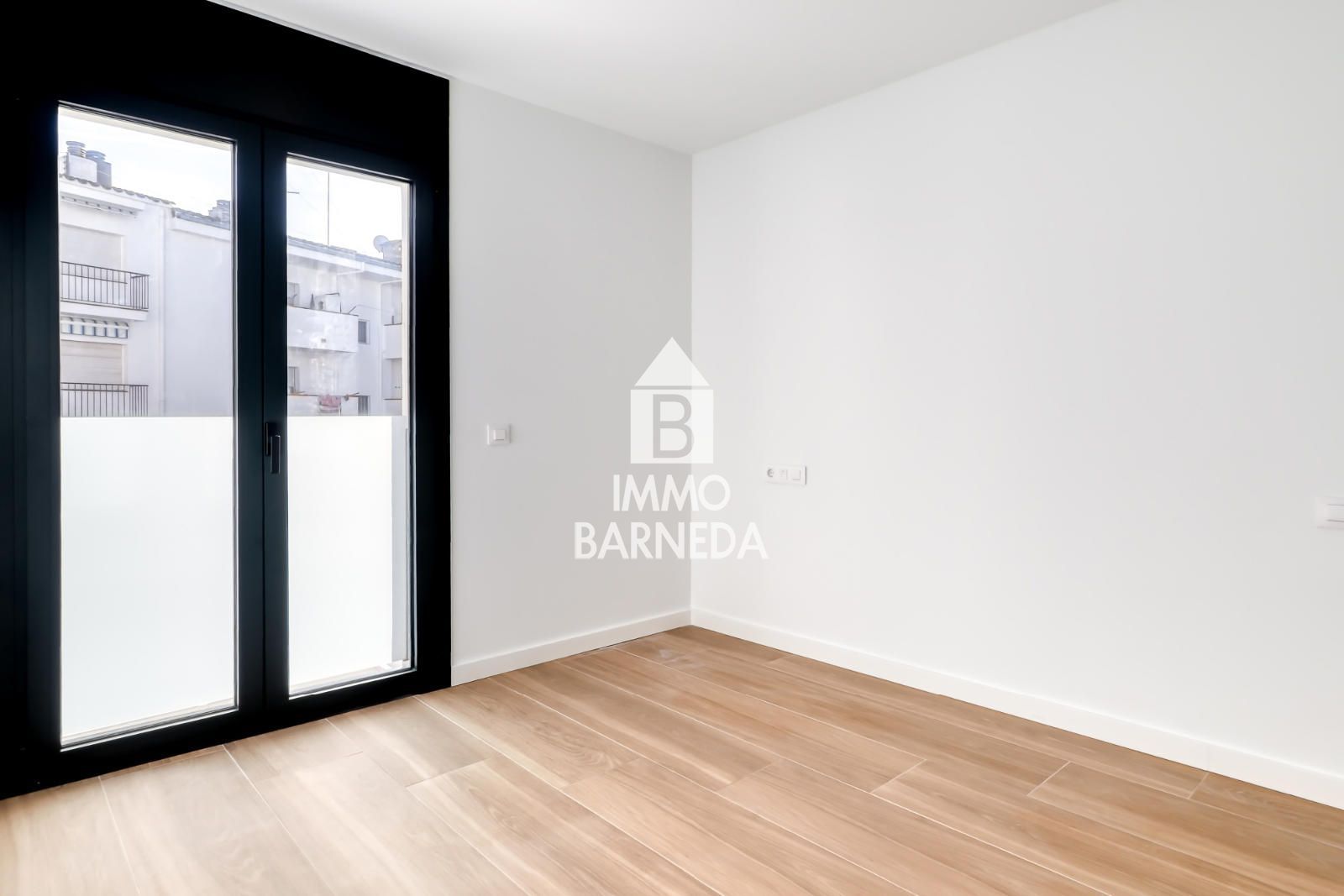 ¡Últimos Apartamentos de Obra Nueva en el Corazón de Roses!