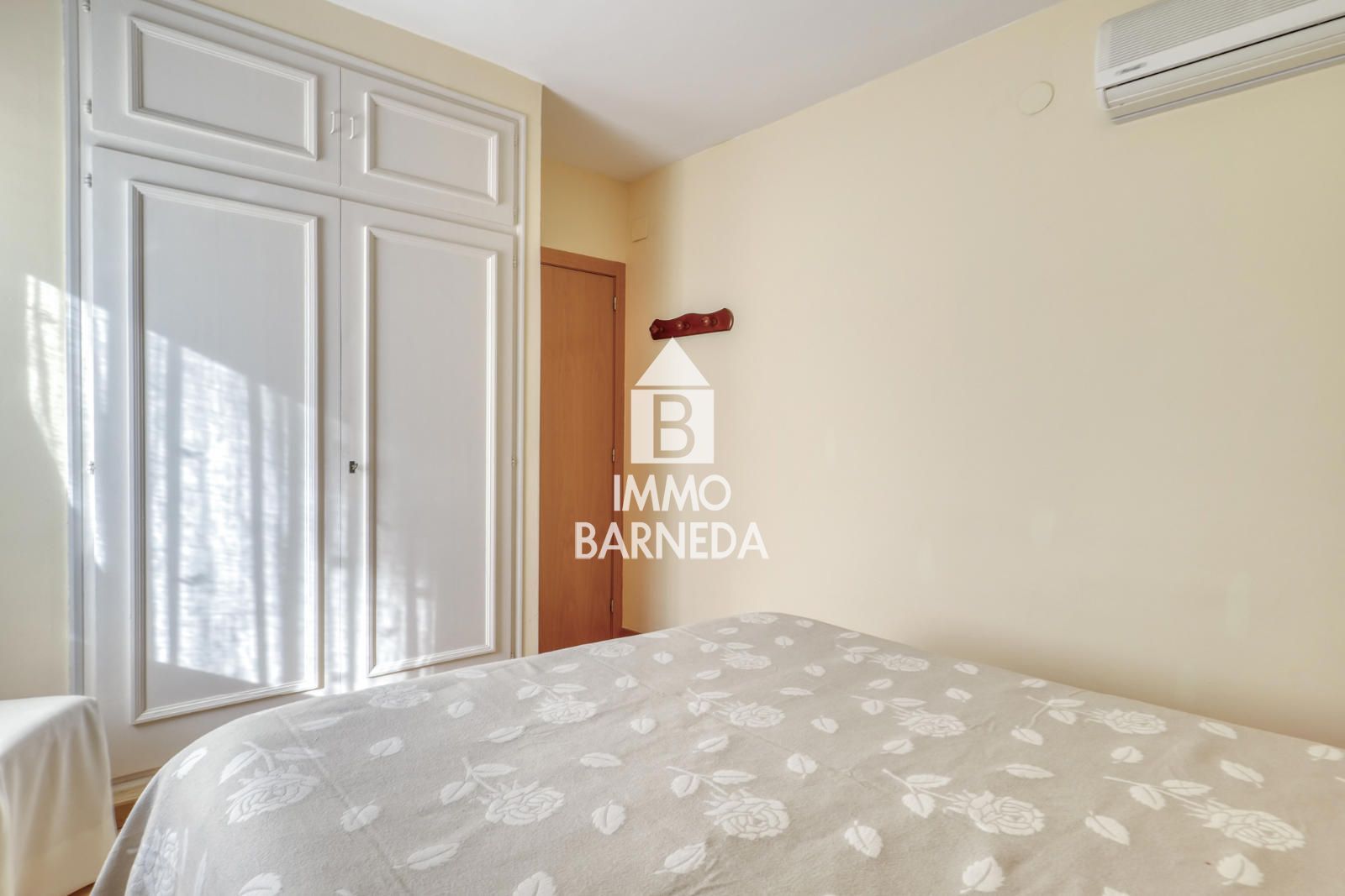 Exclusive property with panoramic views of the sea and the port of Roses