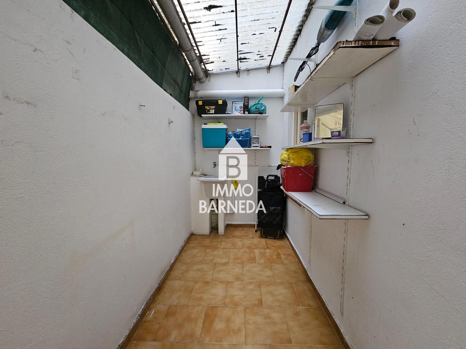 Ground floor apartment with patios in a quiet area of Roses town centre, 100 m from the beach