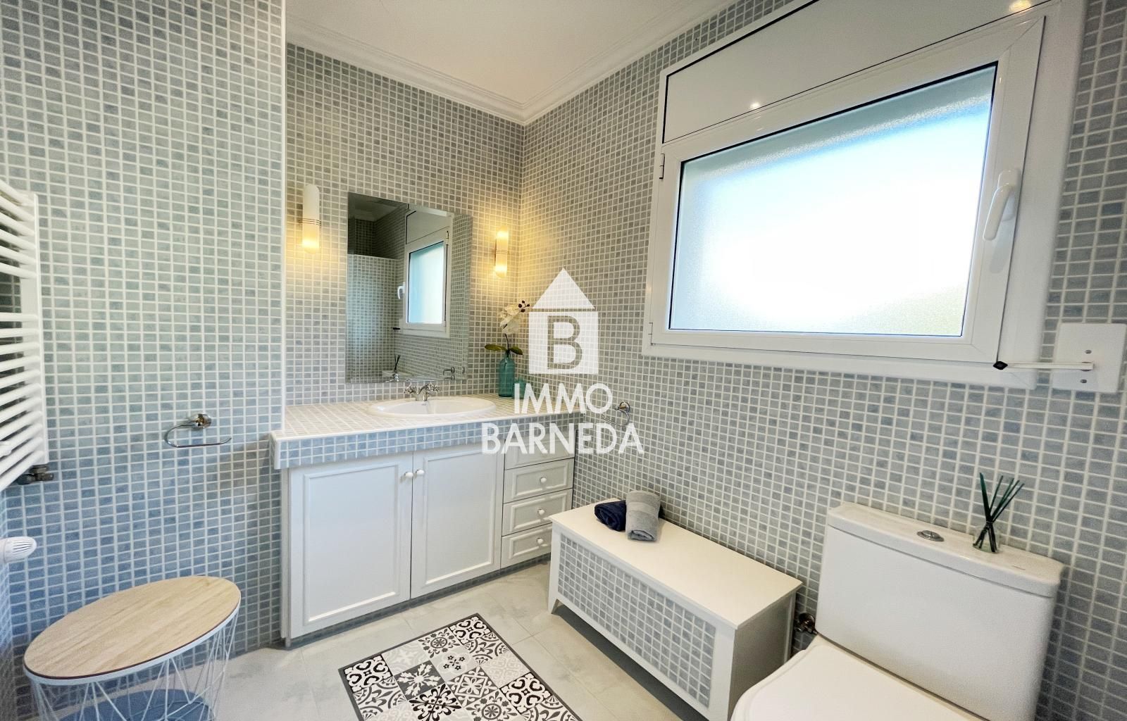 VILLA PANORÁMICA CON VISTAS AL MAR, PISCINA PRIVADA Y GRAN JARDÍN EN MAS FUMATS