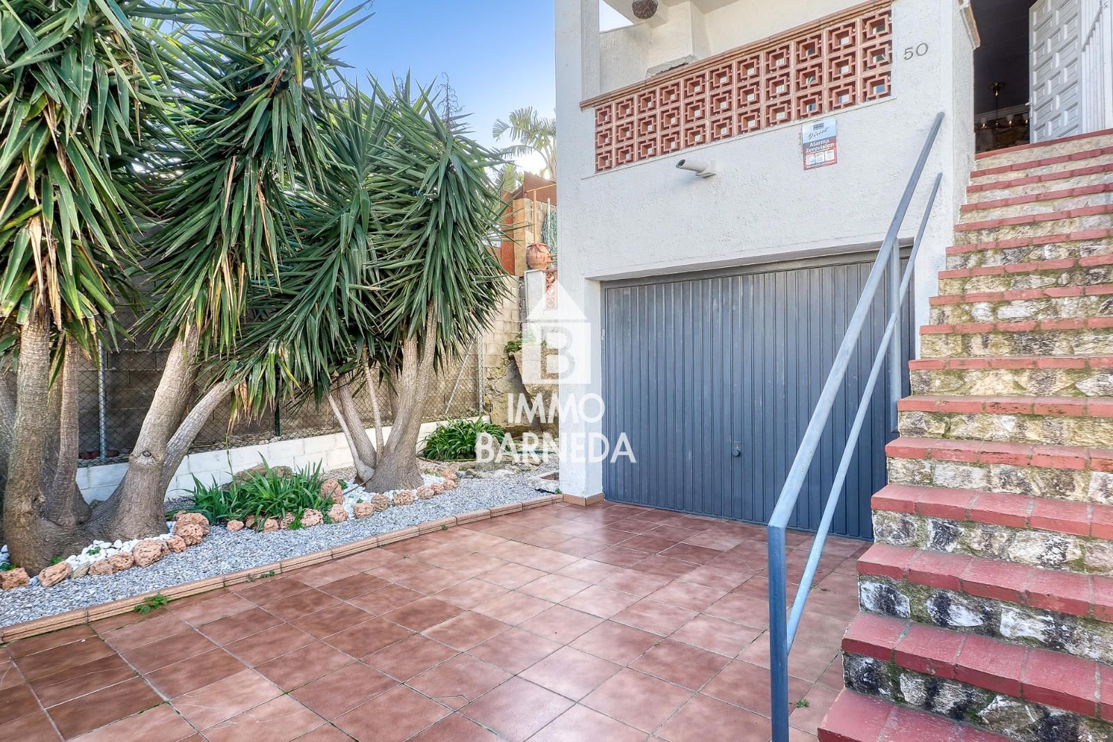 Maison chaleureuse avec terrain à Puig Rom avec piscine communautaire et garage privé