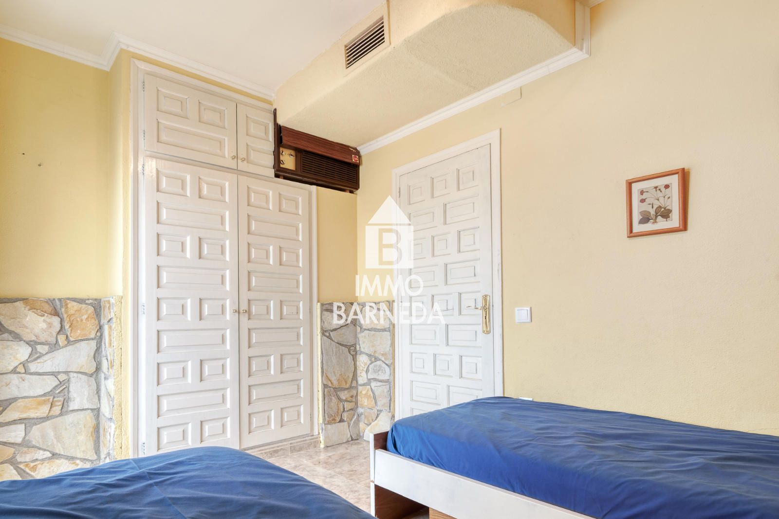 Maison chaleureuse avec terrain à Puig Rom avec piscine communautaire et garage privé