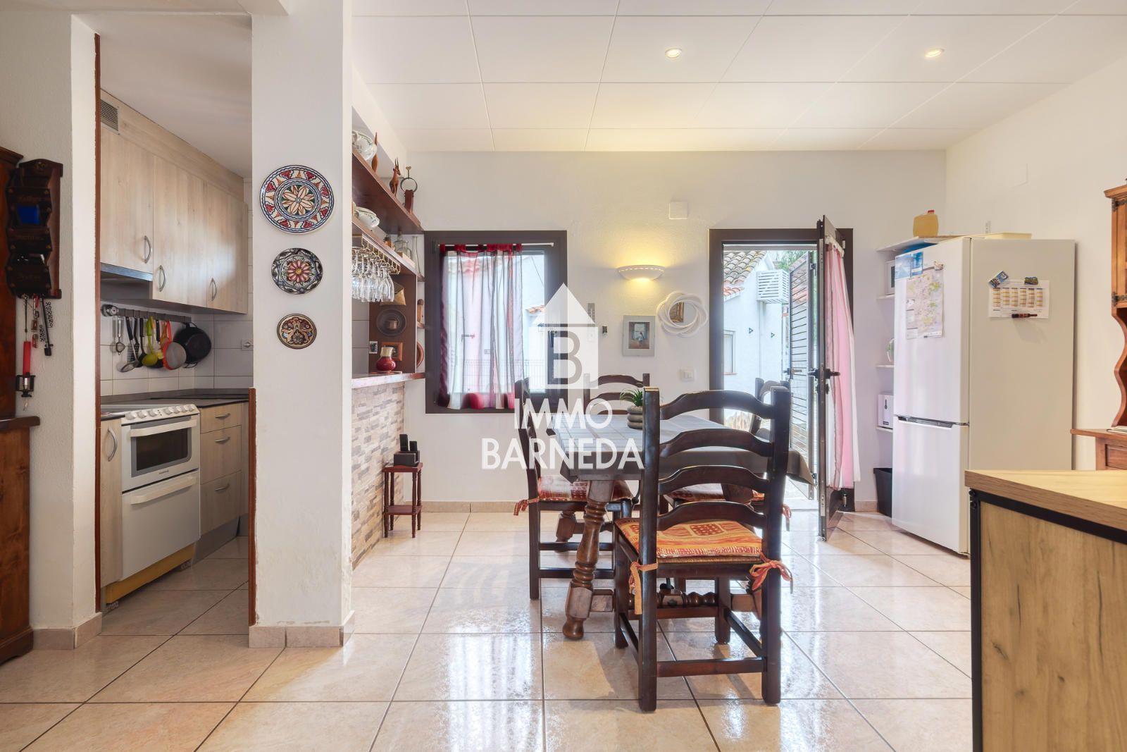 Charmante maison mitoyenne avec jardin à 900 m de la plage à Mas Matas