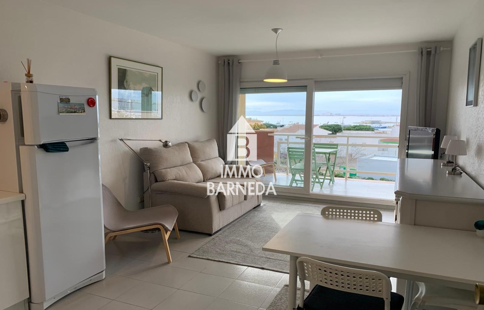 Apartament a 200 m de la platja amb llicència turística