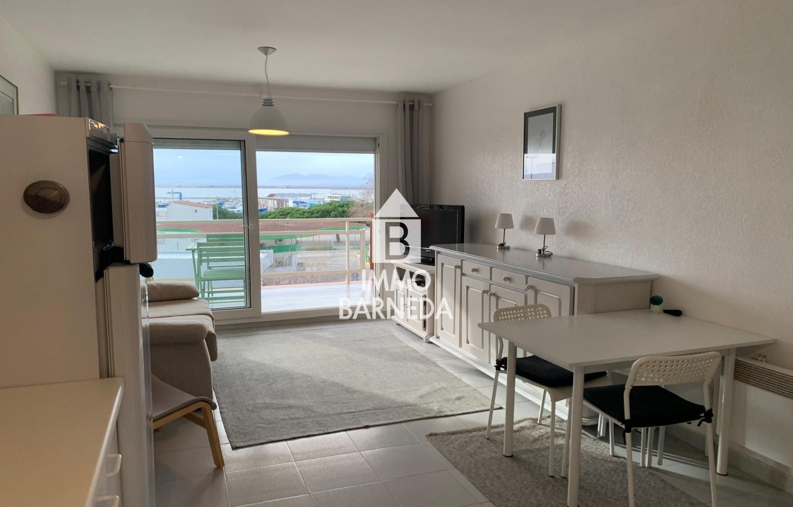 Apartament a 200 m de la platja amb llicència turística