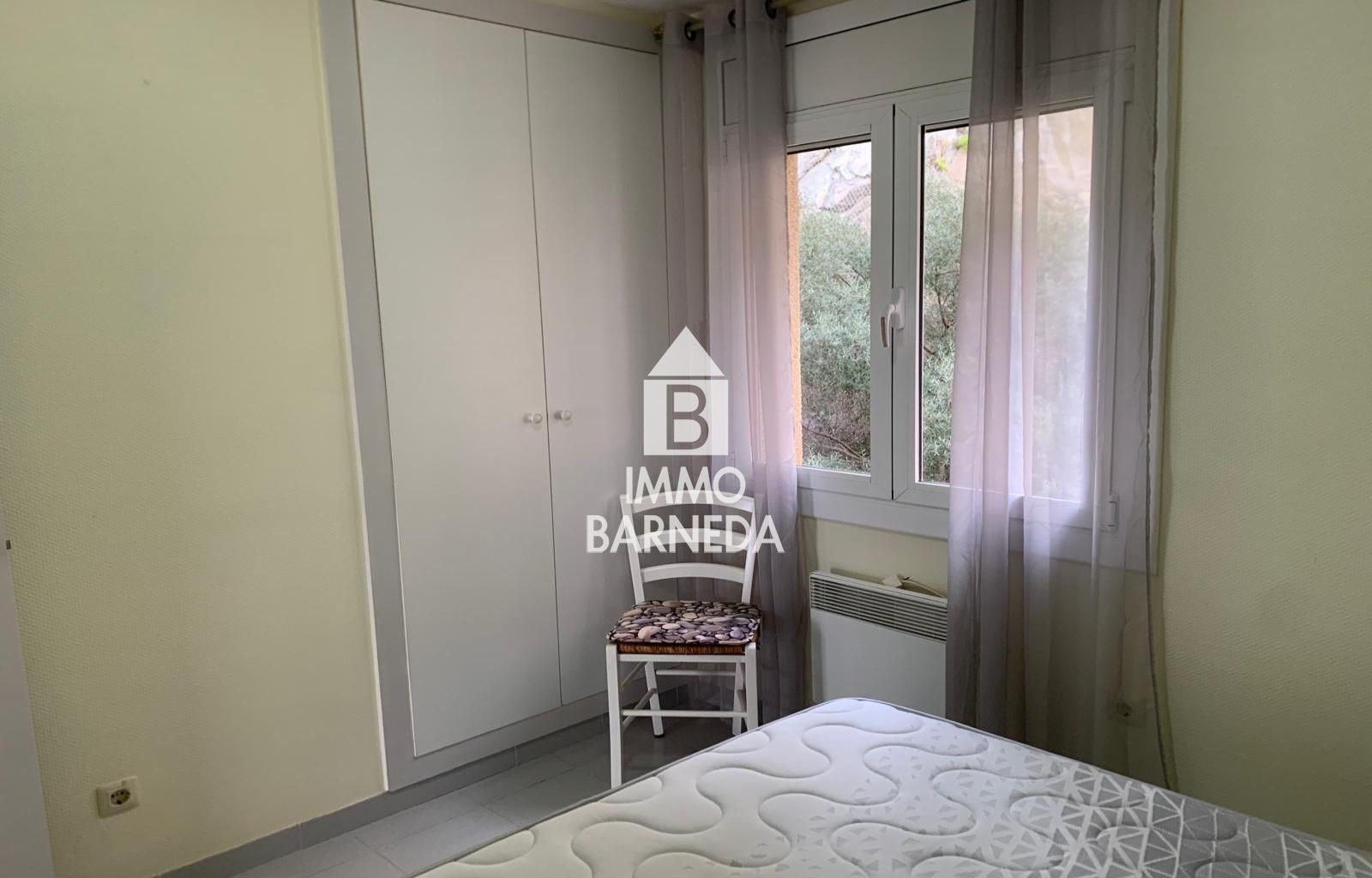 Apartament a 200 m de la platja amb llicència turística