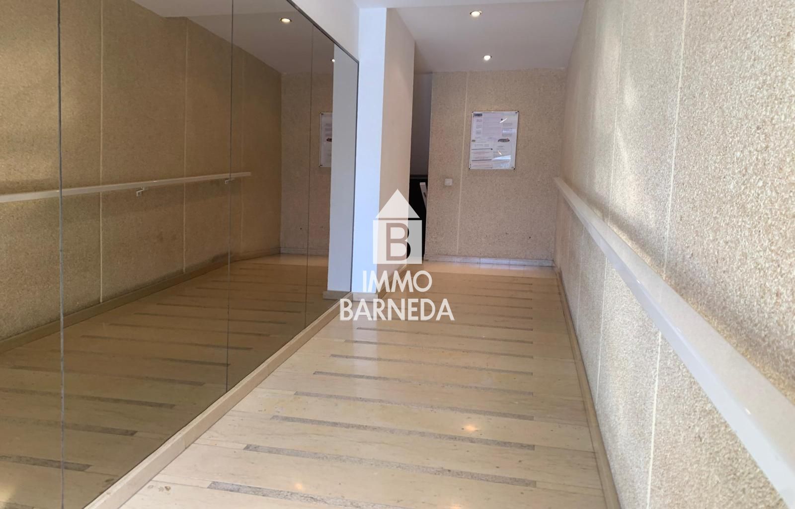 Apartament a 200 m de la platja amb llicència turística