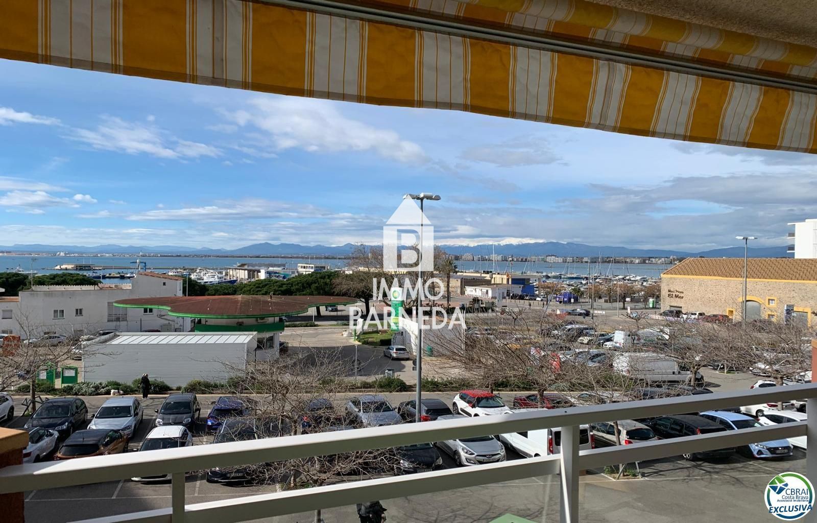 Apartament a 200 m de la platja amb llicència turística