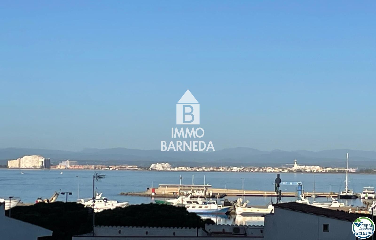 Apartamento a 200 m de la playa con licencia turística