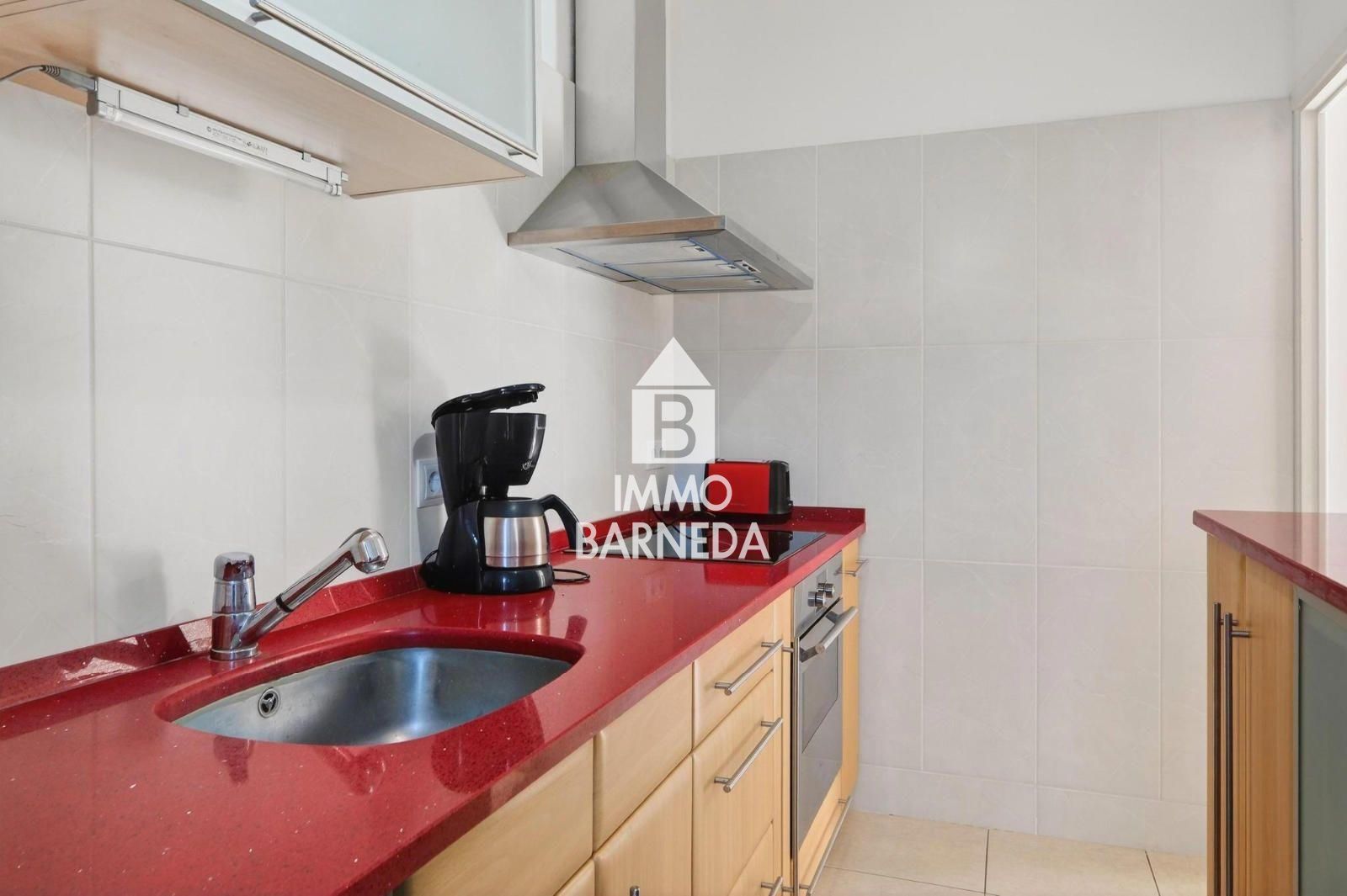 LES GARRIGUES Charmant appartement rénové avec jardins et parking communautaire