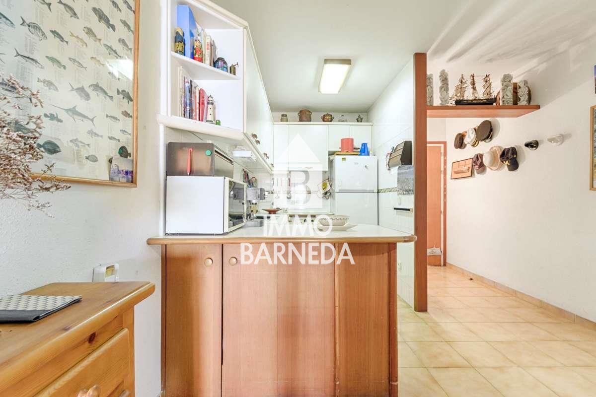 Exclusive house with a 10x4 m mooring and views of the natural park, canal, and sea in Roses