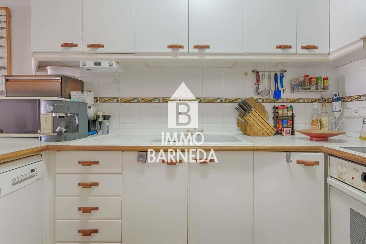 Exclusive house with a 10x4 m mooring and views of the natural park, canal, and sea in Roses