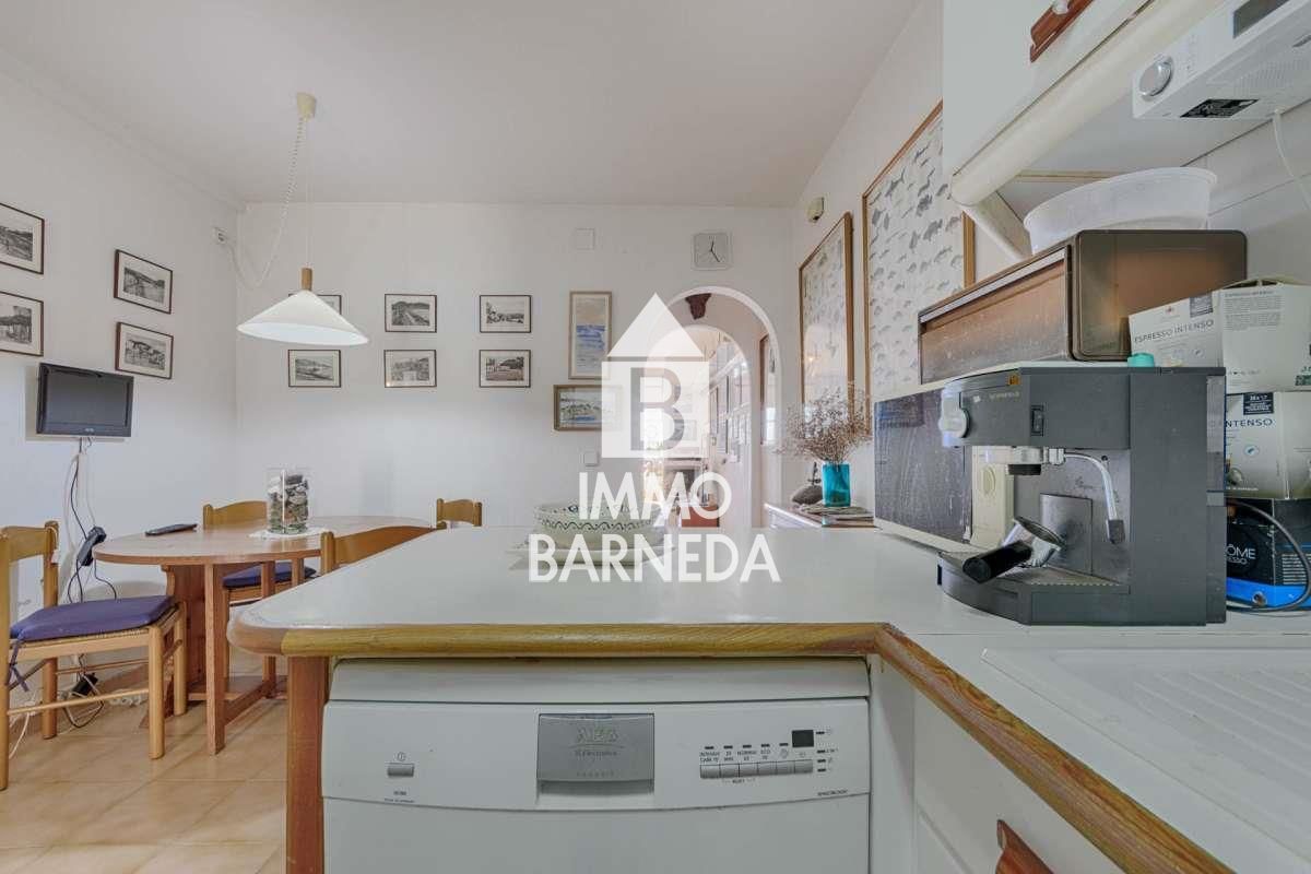 Exclusive house with a 10x4 m mooring and views of the natural park, canal, and sea in Roses