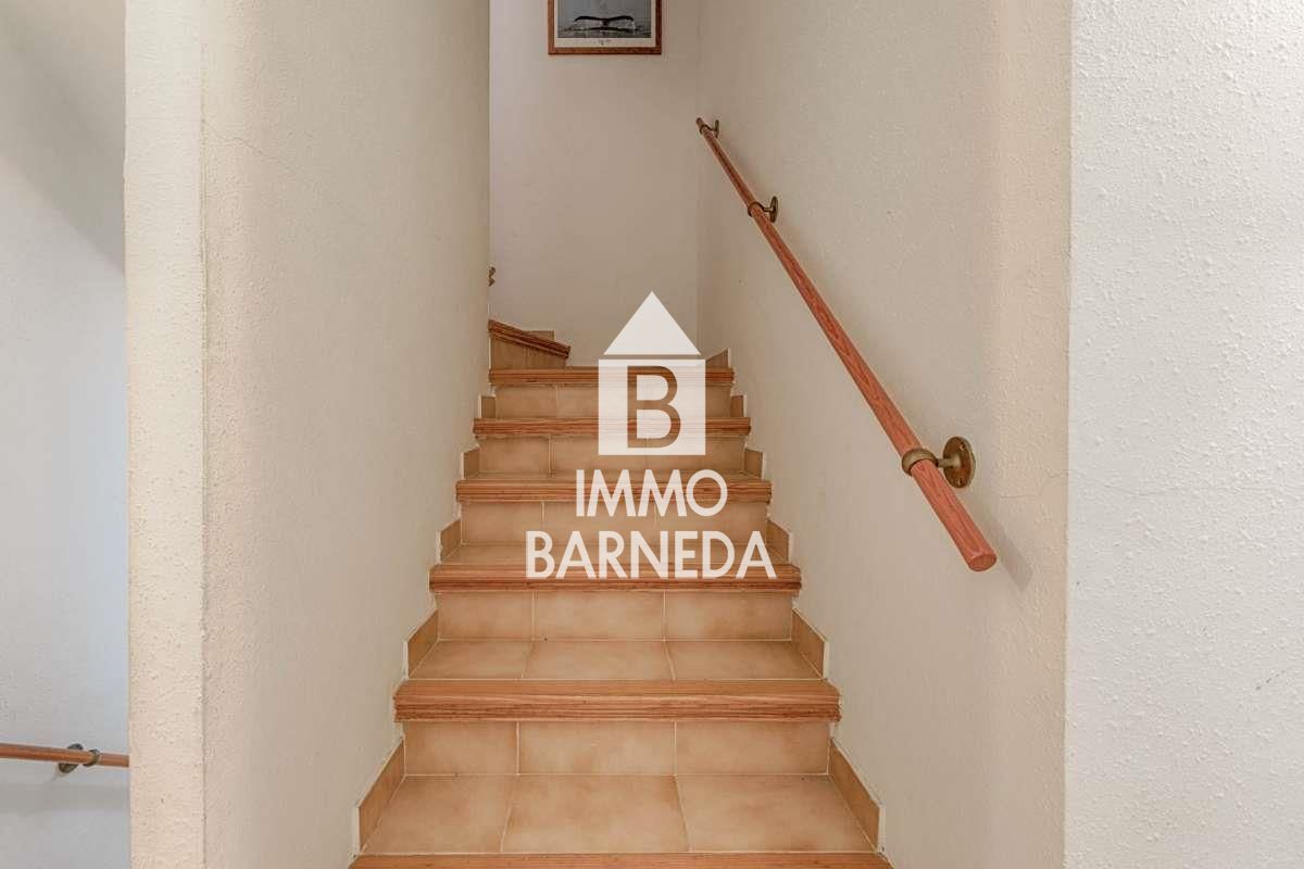 Exclusive house with a 10x4 m mooring and views of the natural park, canal, and sea in Roses