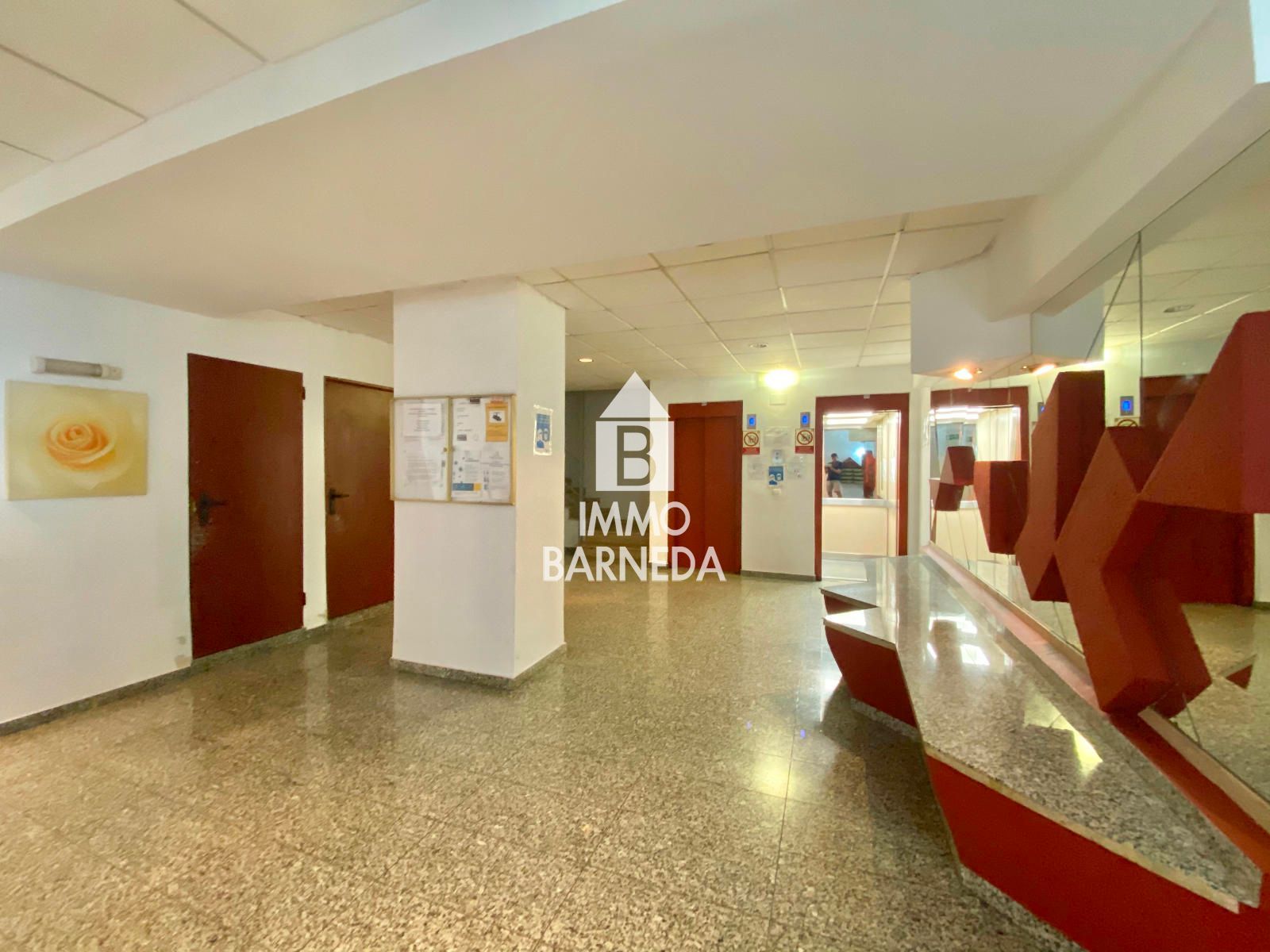 Estudi en primera línia amb vistes al mar a Empuriabrava