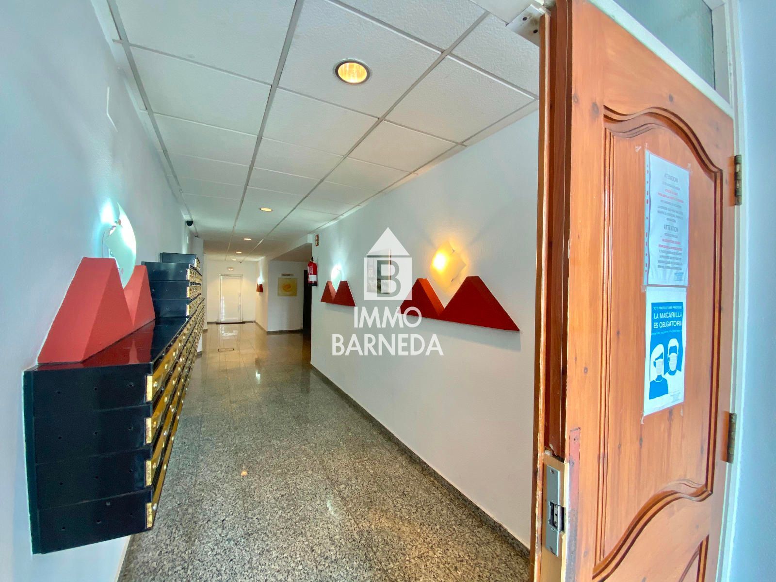 Estudi en primera línia amb vistes al mar a Empuriabrava