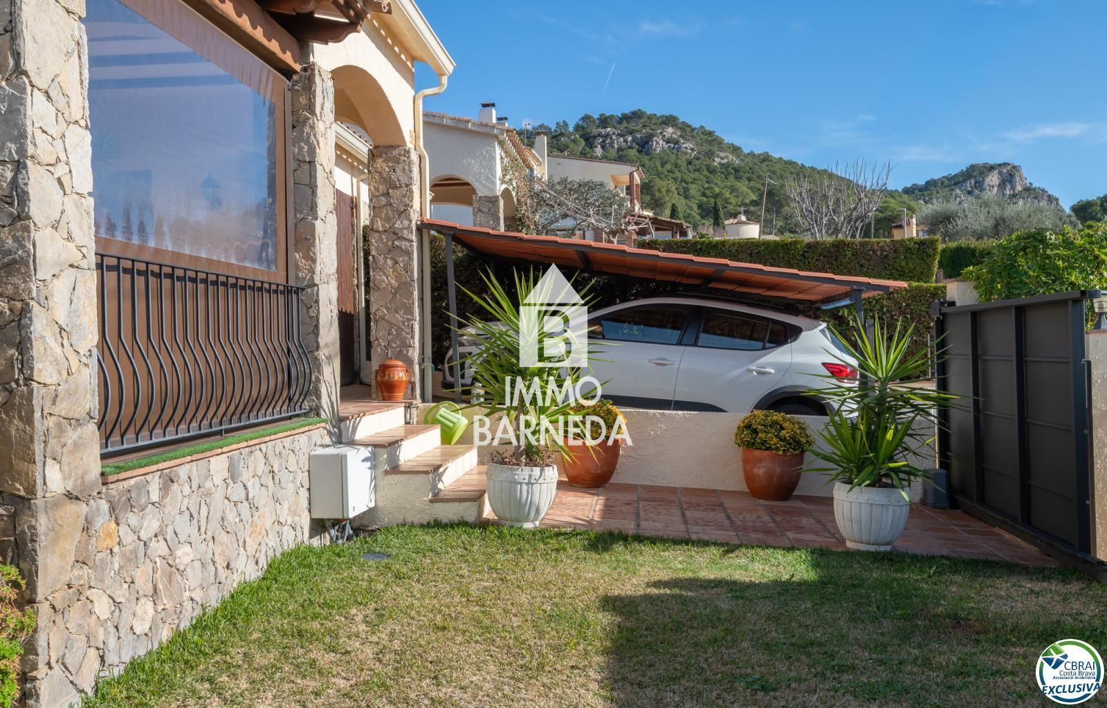 House with sea views in Torre Gran – 580 m² plot