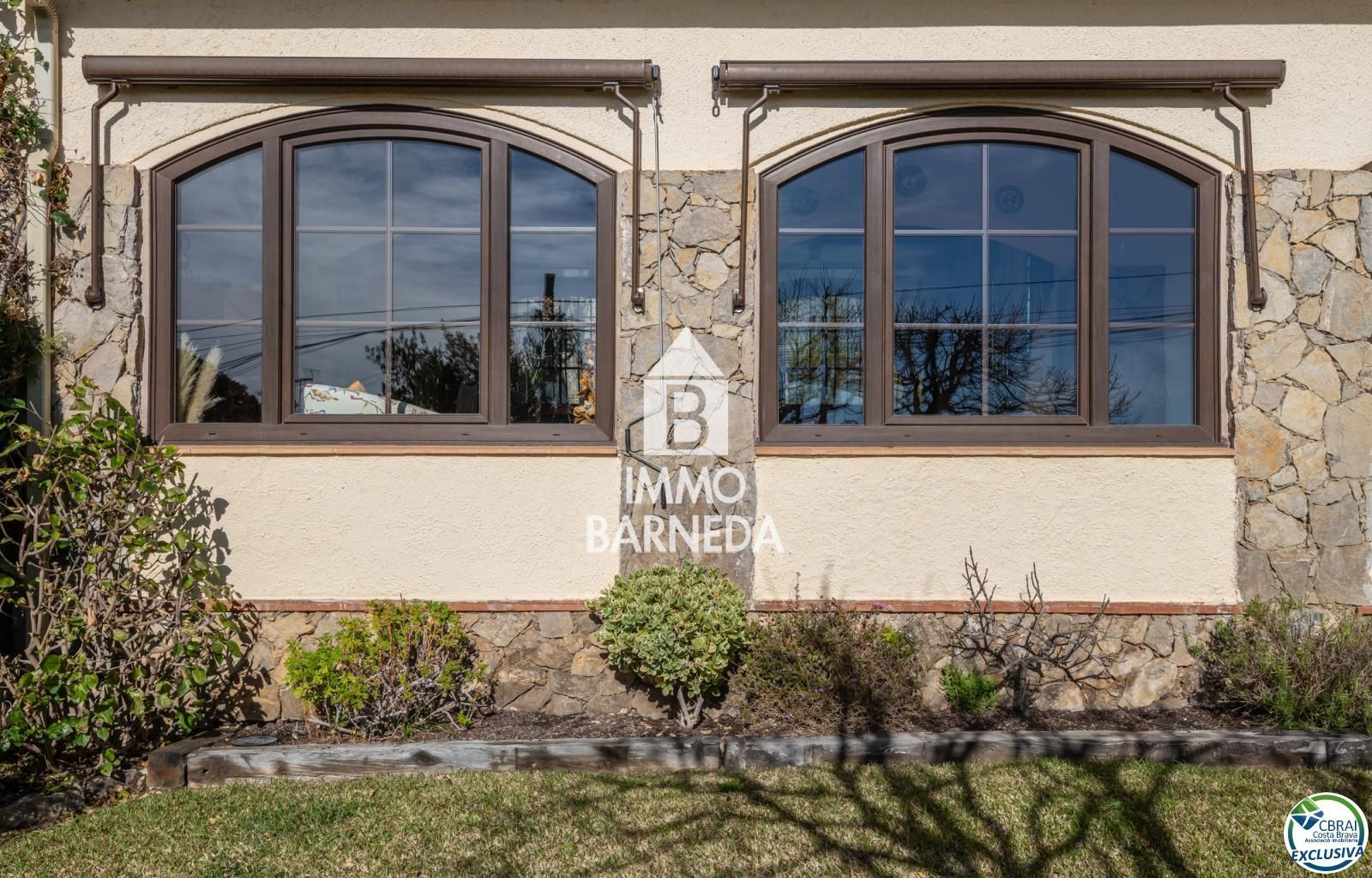 House with sea views in Torre Gran – 580 m² plot