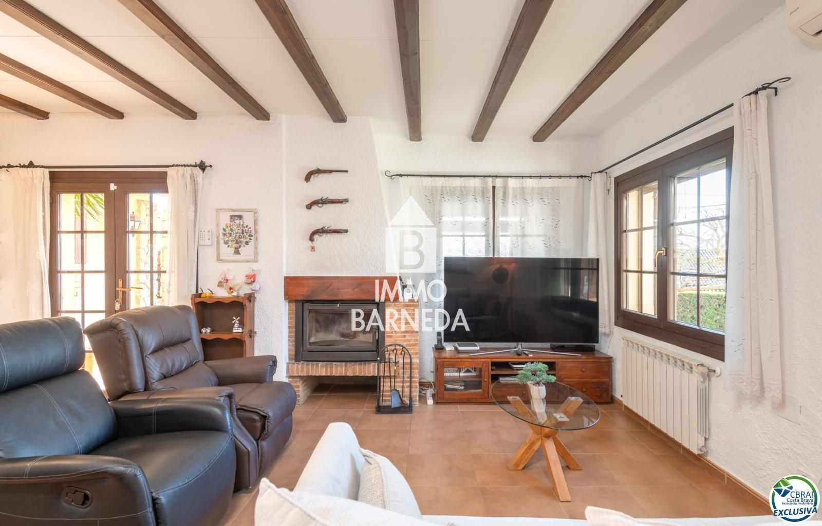 House with sea views in Torre Gran – 580 m² plot