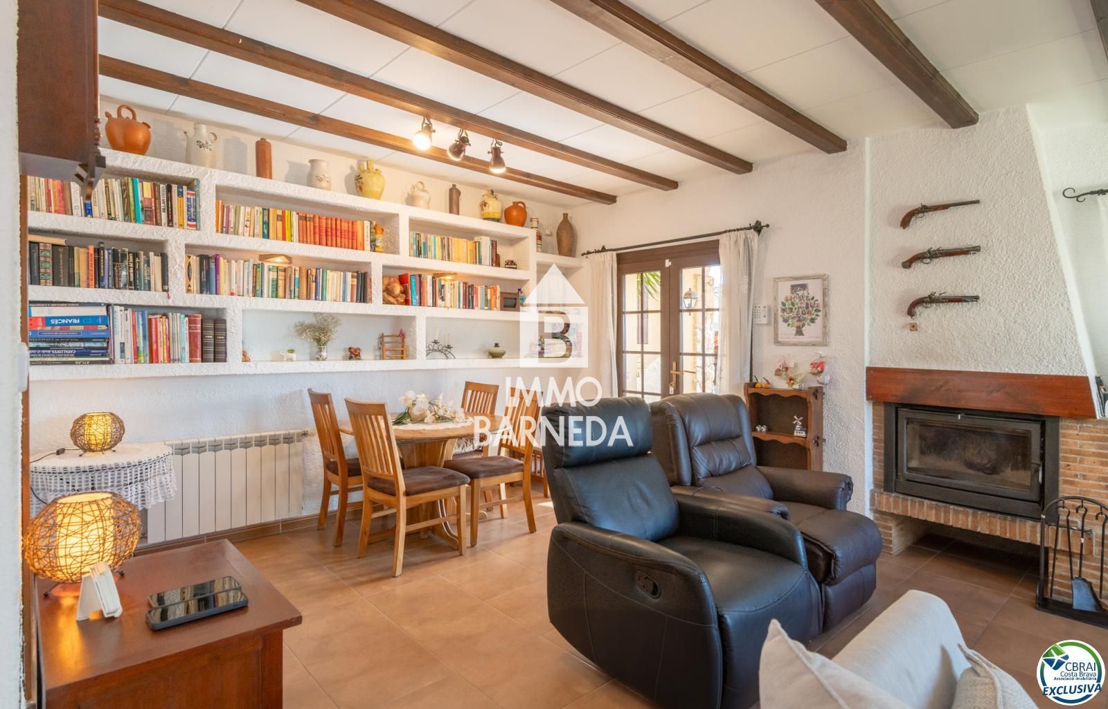 House with sea views in Torre Gran – 580 m² plot