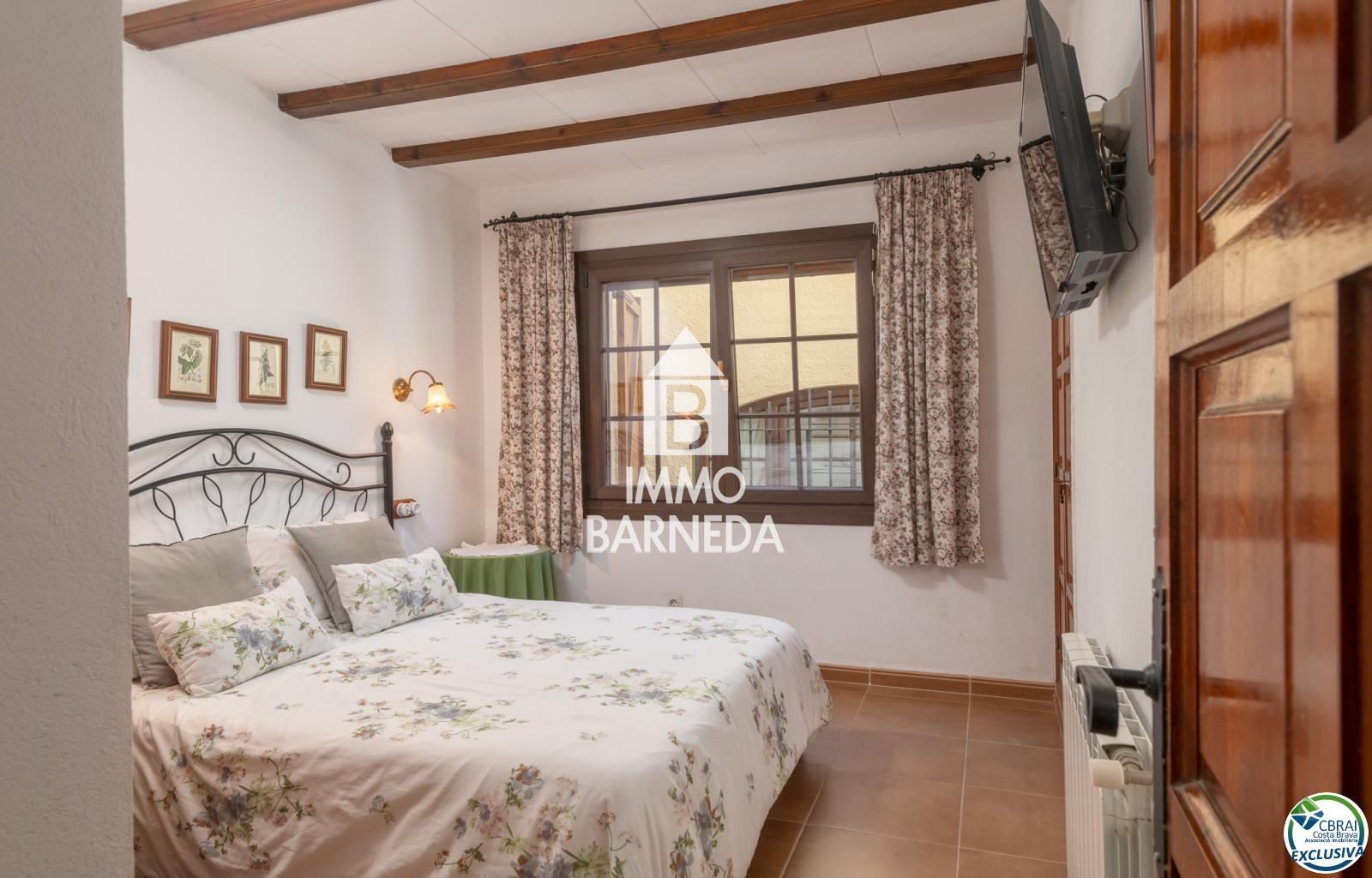 House with sea views in Torre Gran – 580 m² plot