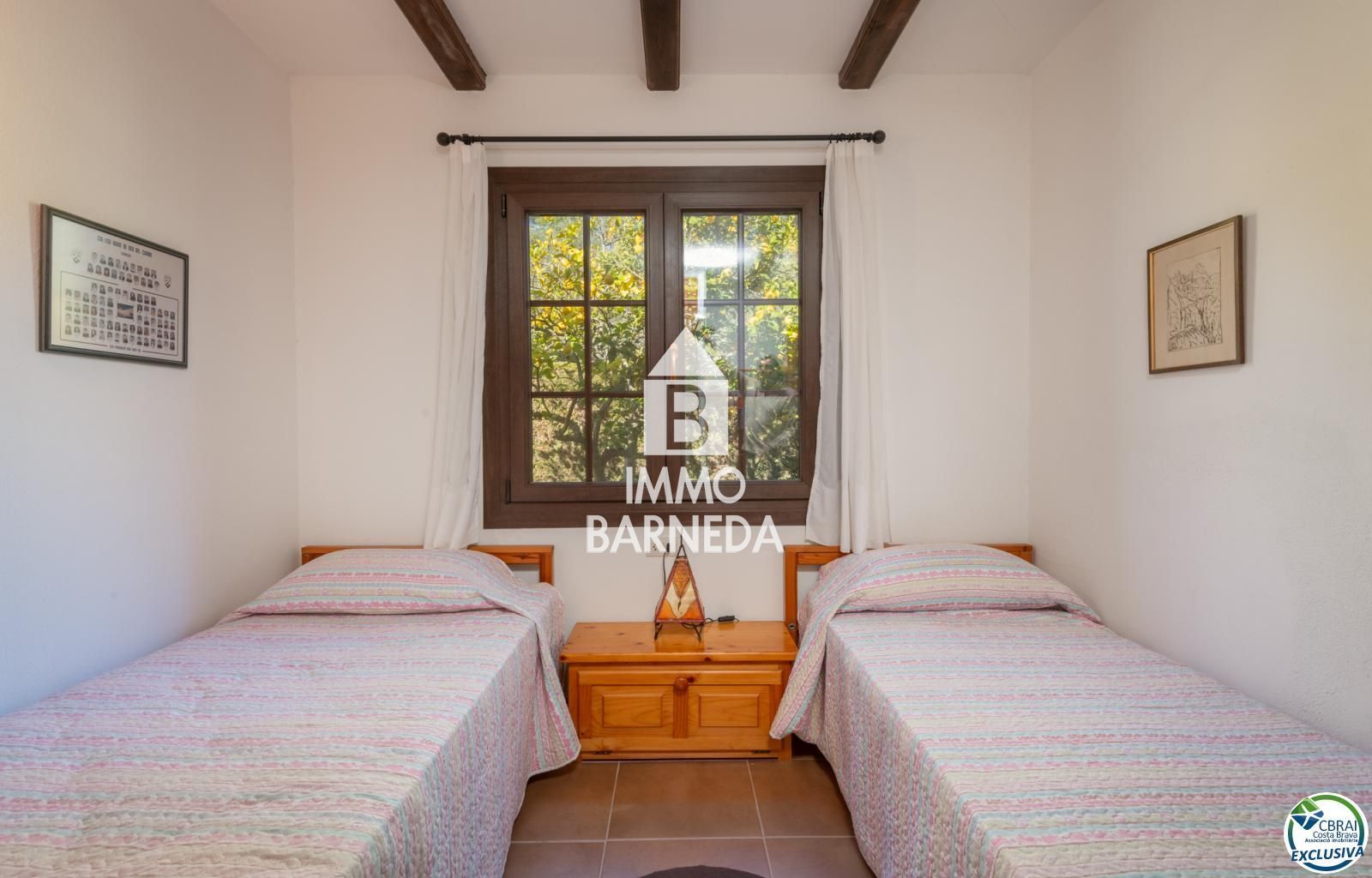 House with sea views in Torre Gran – 580 m² plot