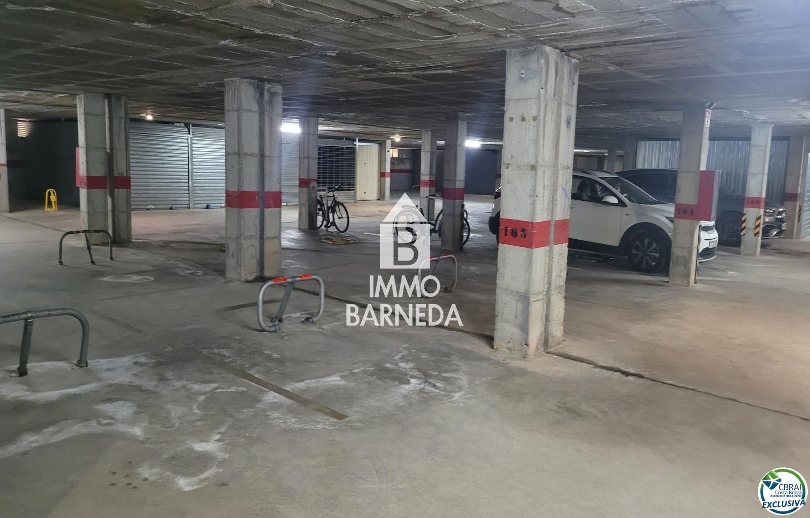 EMPURIABRAVA-DELTA MUGA: Plaça d'aparcament subterrani en venda